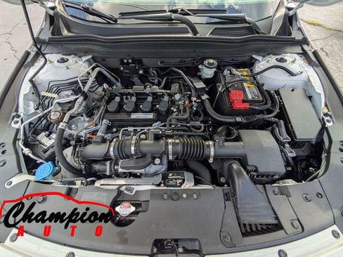 Used 2018 Honda Accord LX image 15