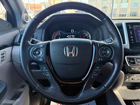 Used 2017 Honda Pilot Elite image 15