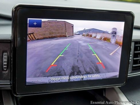 Used 2022 Ford Explorer 4WD image 17