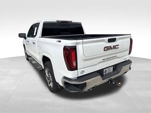 Used 2025 GMC Sierra 1500 SLT AWD/4WD image 9