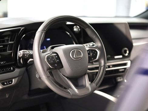 Used 2023 Lexus RX 350 AWD image 12