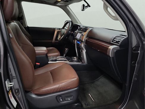 Certified 2018 Toyota 4Runner Limited AWD/4WD image 14