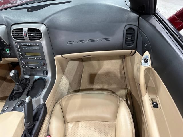 Used 2007 Chevrolet Corvette Convertible w/ Preferred Equipment Group RWD image 11