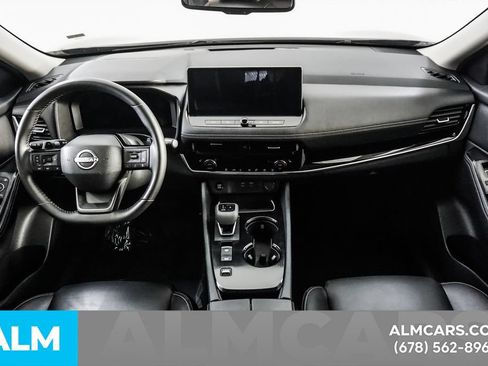 Used 2026 Nissan Rogue SL FWD image 22
