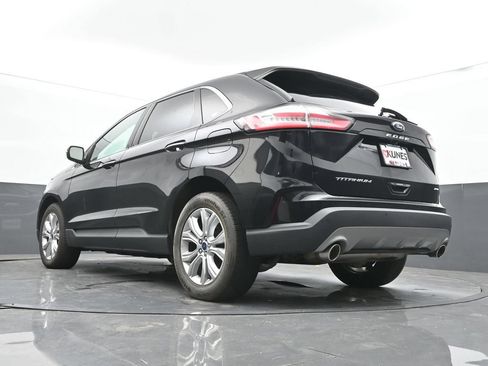 Used 2022 Ford Edge Titanium w/ Equipment Group 301A AWD/4WD image 35