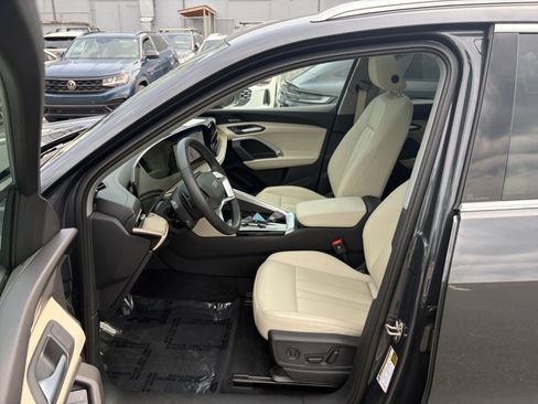 Used 2025 Audi Q5 Premium Plus w/ Premium Plus AWD/4WD image 30