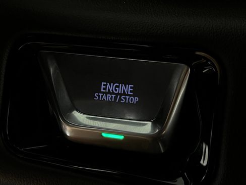 Used 2025 GMC Yukon Elevation AWD/4WD image 22
