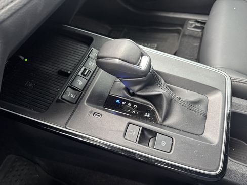 Used 2026 Toyota Corolla Cross XSE w/ Convenience Package image 21