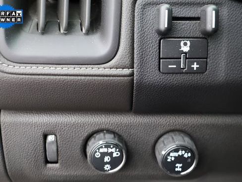 Used 2022 GMC Canyon Denali w/ Denali Black Edition Package image 15