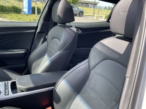 Used 2022 Kia Stinger GT2 AWD/4WD image 20