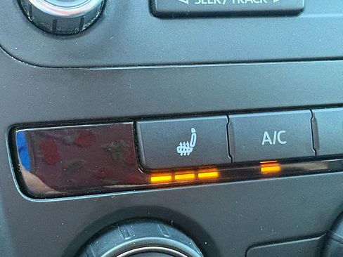 Used 2014 Volkswagen Passat 1.8T Wolfsburg Edition image 24