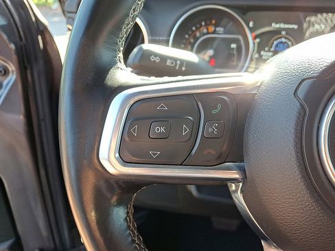 Certified 2022 Jeep Wrangler Unlimited Sahara w/ Cold Weather Group AWD/4WD image 9