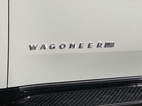 Certified 2024 Jeep Wagoneer 4DR 4WD w/ Convenience Group I image 13