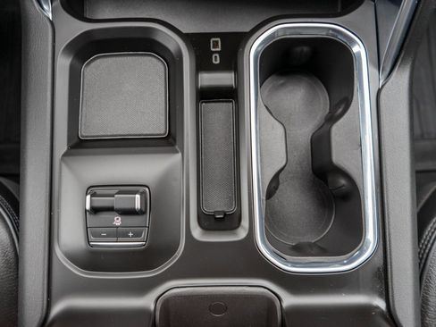 Used 2024 GMC Sierra 3500 Denali w/ Denali Reserve Package image 30