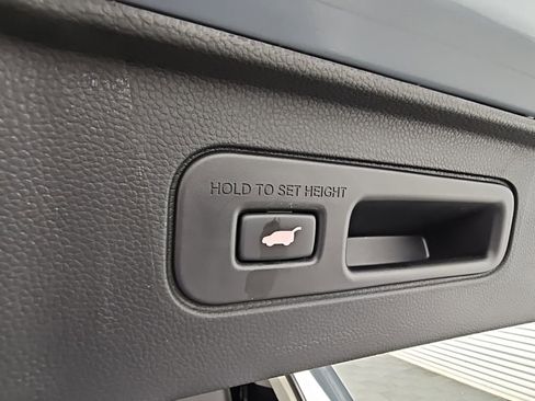 Used 2023 Honda Pilot Elite image 39