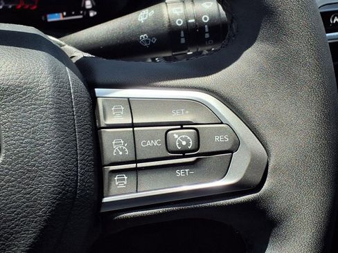 Used 2023 Jeep Compass High Altitude image 15