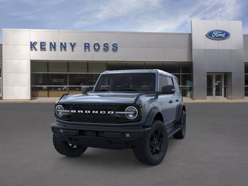 New 2025 Ford Bronco Outer Banks image 3