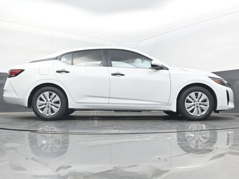 New 2025 Nissan Sentra S image 28