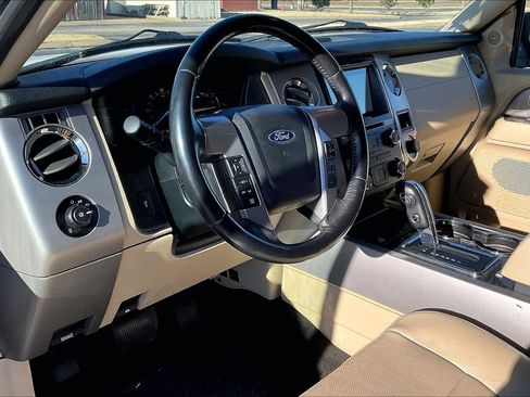 Used 2017 Ford Expedition Limited w/ Equipment Group 301A image 15