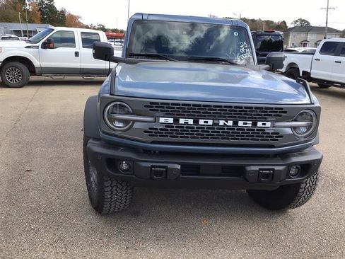 New 2025 Ford Bronco Badlands image 10