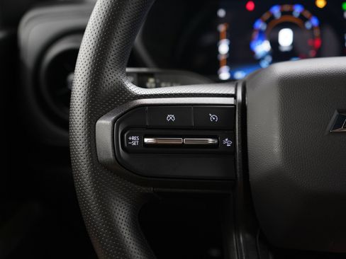 Used 2023 Chevrolet Colorado Trail Boss w/ LPO, Dark Essentials Package AWD/4WD image 23