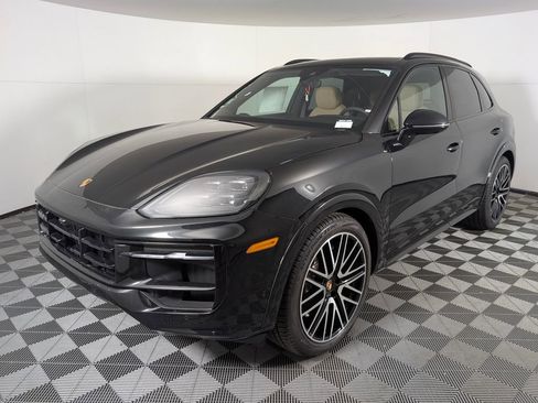New 2026 Porsche Cayenne GTS image 1
