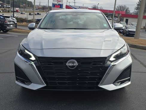 Used 2023 Nissan Altima 2.5 SL image 8