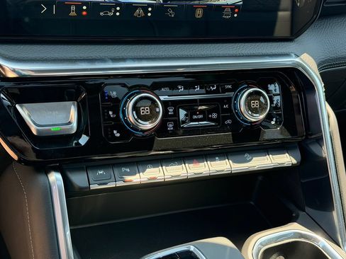 New 2026 GMC Sierra 1500 Denali AWD/4WD image 40