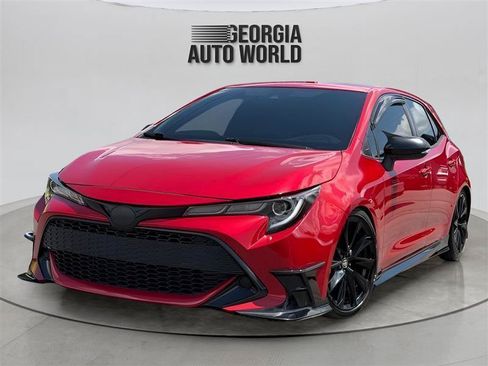 Used 2021 Toyota Corolla SE w/ Special Edition FWD image 3