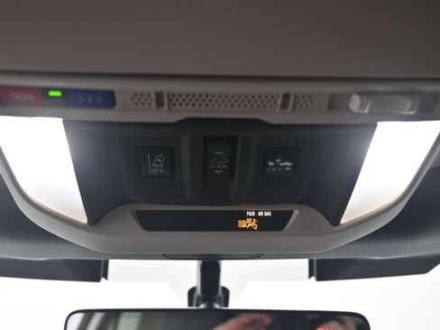 Used 2024 Subaru Forester Limited image 14