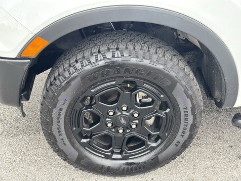 Used 2023 Ford Ranger XL image 14