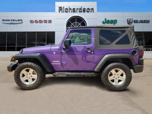 Used 2017 Jeep Wrangler Sport w/ Quick Order Package 24S AWD/4WD image 3