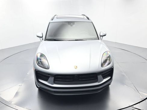 Certified 2026 Porsche Macan AWD/4WD image 41
