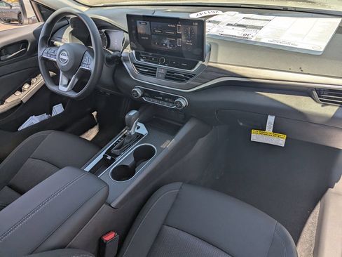 New 2026 Nissan Altima 2.5 SV FWD image 31
