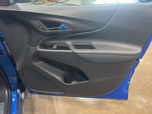 Used 2024 Chevrolet Equinox Premier w/ LPO, Floor Liner Package AWD/4WD image 24