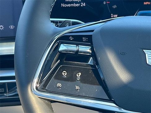 New 2026 Cadillac Lyriq Signature Sport image 7