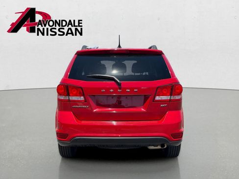 Used 2018 Dodge Journey SXT w/ Connectivity Group FWD image 5