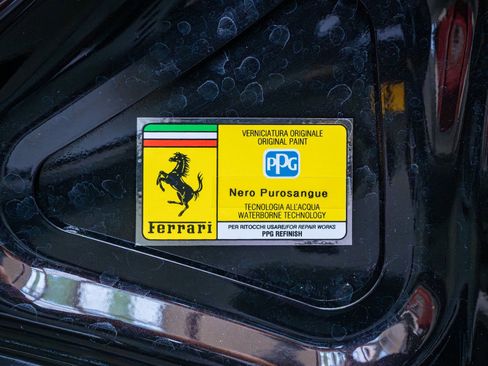 Used 2024 Ferrari Roma Spider image 29