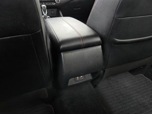 Used 2025 Nissan Altima 2.5 SR image 13