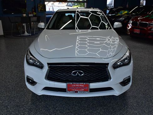 Used 2019 INFINITI Q50 Luxe w/ Essential Package (3.0T Luxe) AWD/4WD image 12