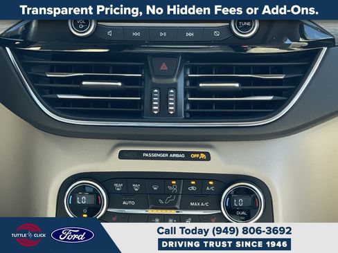 Used 2020 Ford Escape Titanium w/ Titanium Premium Package 2.0 AWD/4WD image 22