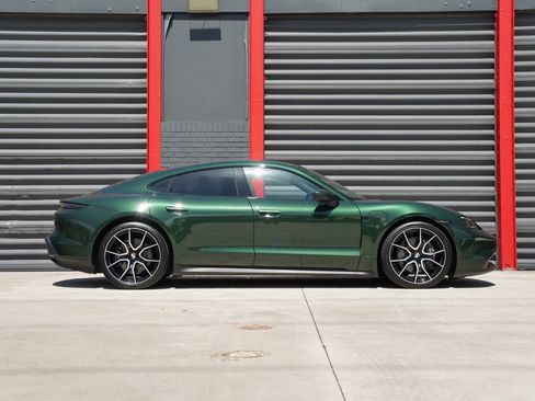 Used 2025 Porsche Taycan RWD image 15