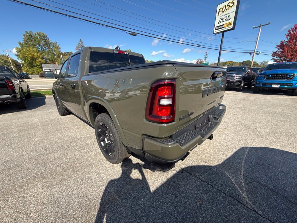 New 2027 RAM 1500 Laramie AWD/4WD image 3