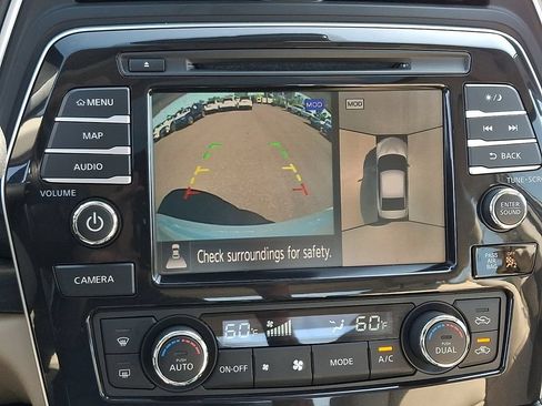 Certified 2023 Nissan Maxima Platinum w/ Sport Mat Group FWD image 18