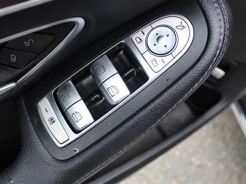 Used 2019 Mercedes-Benz C 300 4MATIC Sedan image 13