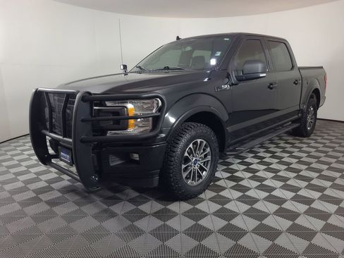 Used 2018 Ford F150 XLT w/ Equipment Group 302A Luxury AWD/4WD image 7