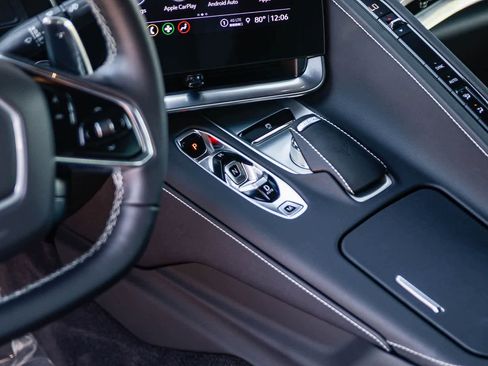 Used 2023 Chevrolet Corvette Stingray Coupe w/ Z51 Performance Package RWD image 18