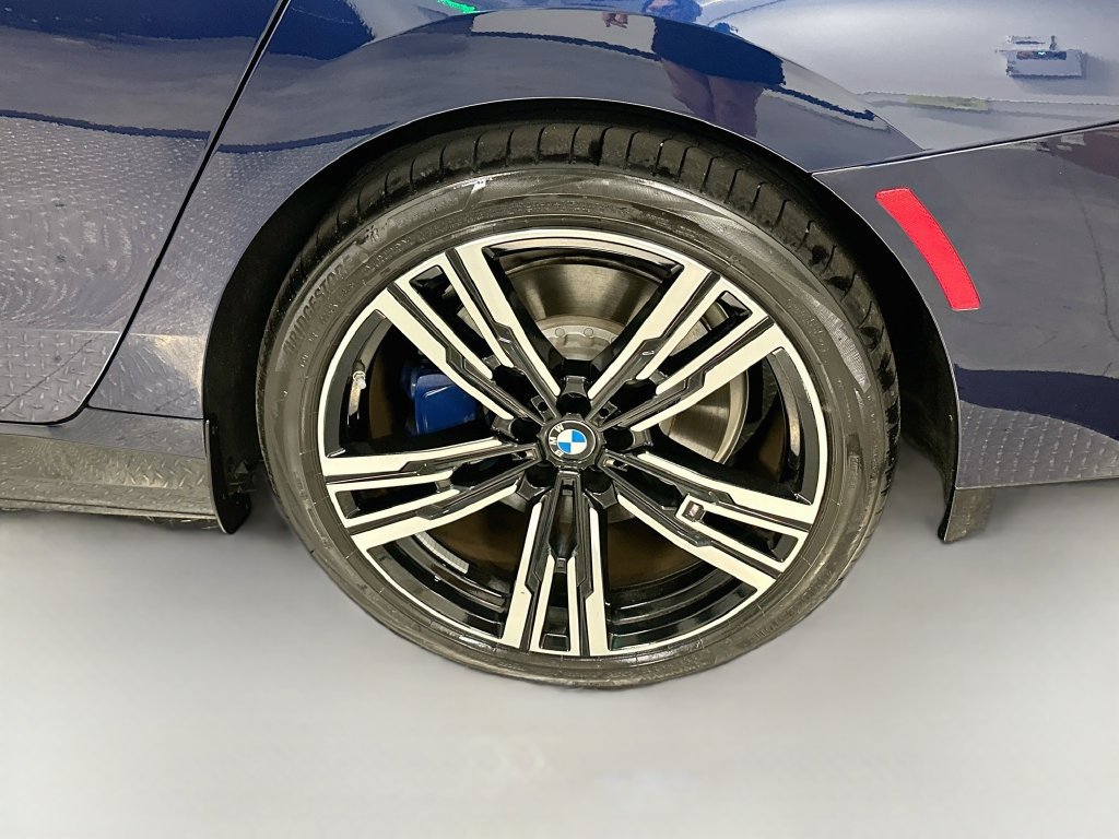 Used 2026 BMW 750e xDrive AWD/4WD image 34