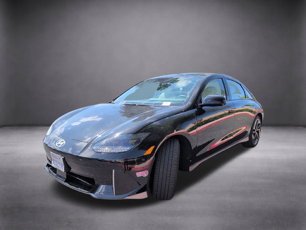 Used 2023 Hyundai Ioniq 6 Limited RWD image 4