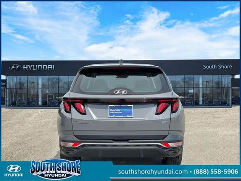 Used 2024 Hyundai Tucson SE image 7